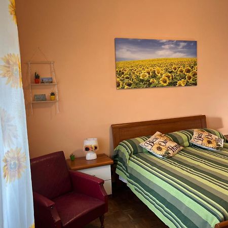 Bed and Breakfast Vicino a tutto Vercelli Esterno foto