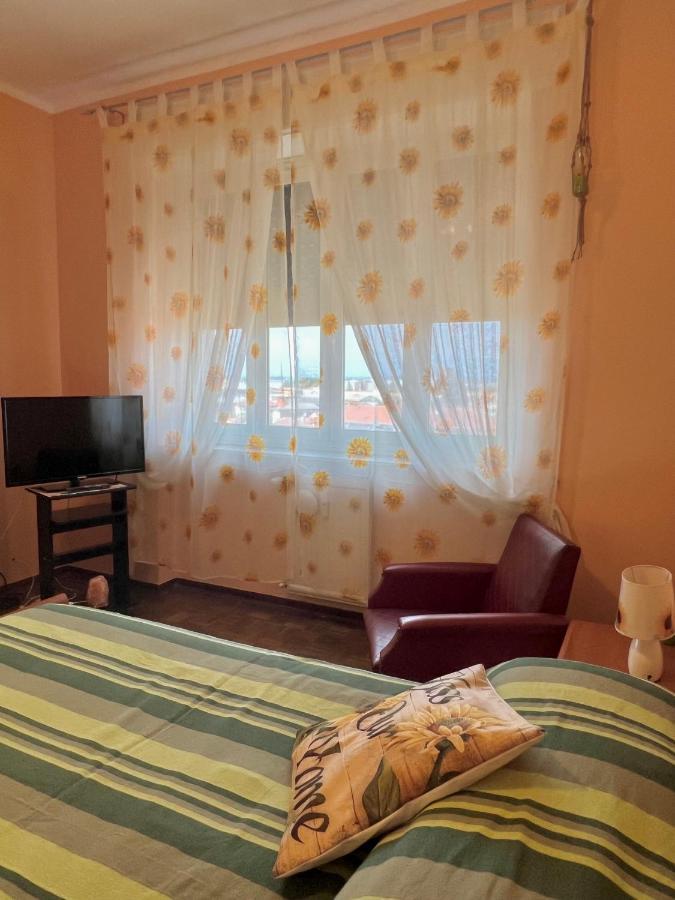 Bed and Breakfast Vicino a tutto Vercelli Esterno foto